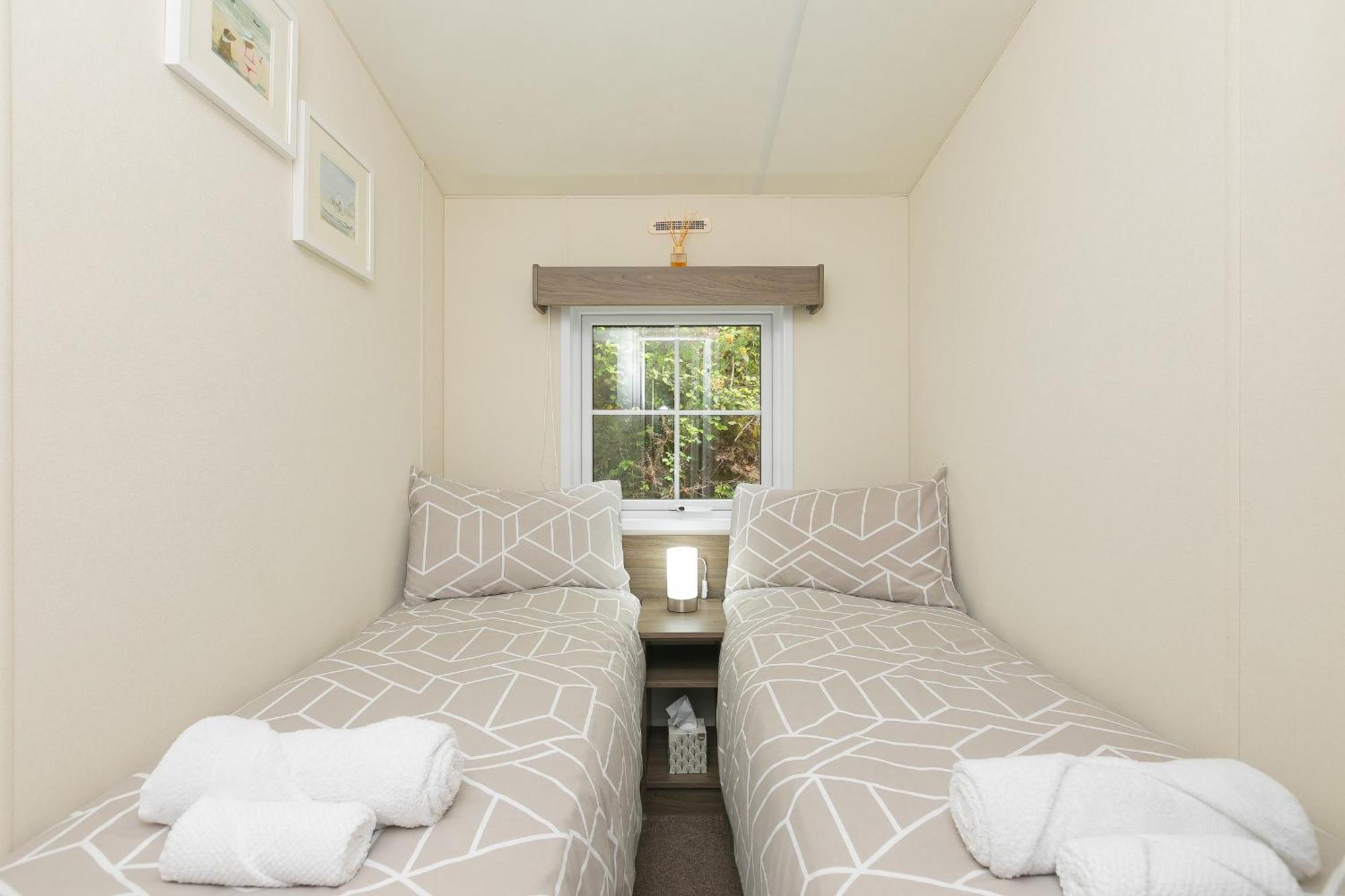 Lazy Lodge Redruth Bagian luar foto